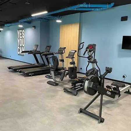 Modern Tower Apartment *