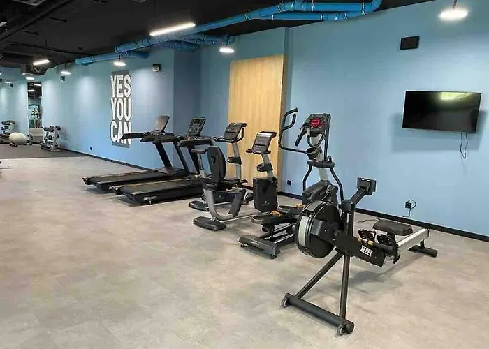 Modern Tower Apartment *